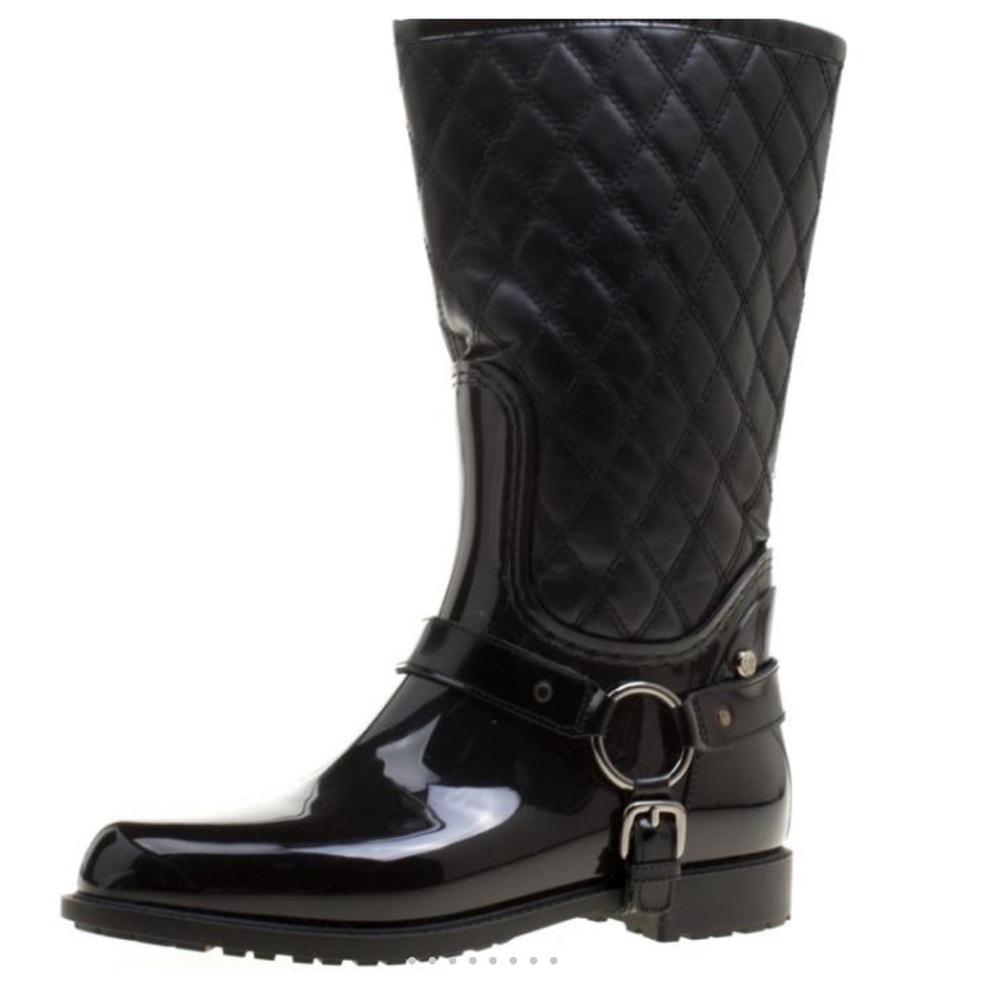 Stuart Weitzman Designer Black Quilted Leather Stirrup Fur Lined Rain Boots